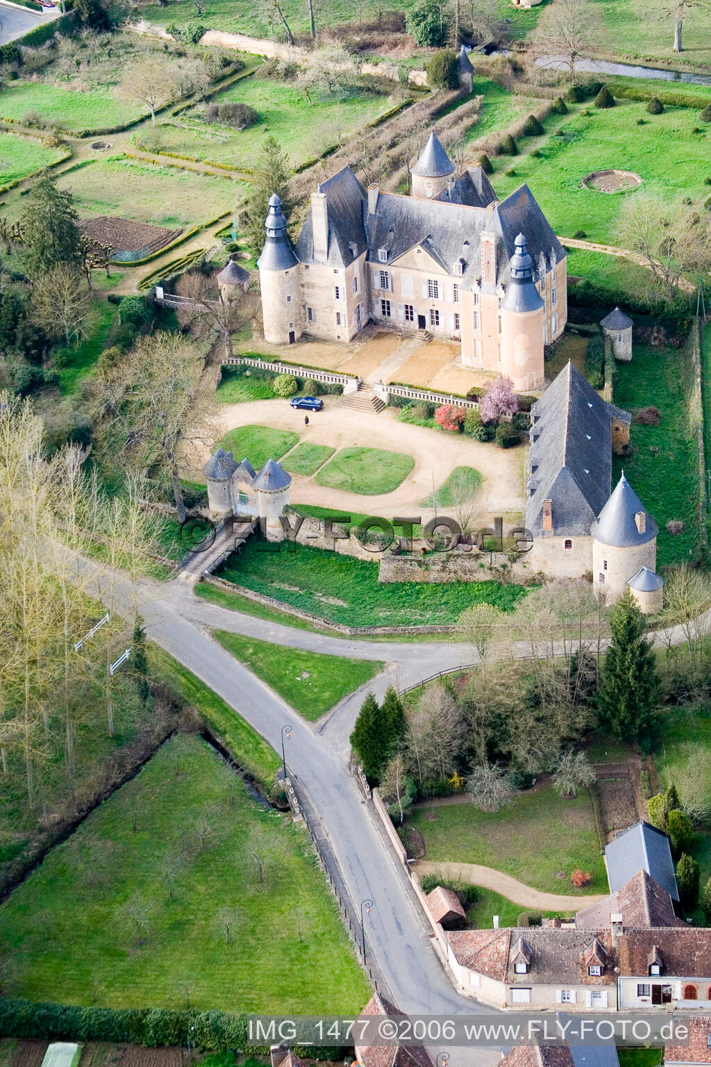 Sarthe, Semure en Vallon, Le Chateau in Semur-en-Vallon in the state Sarthe, France