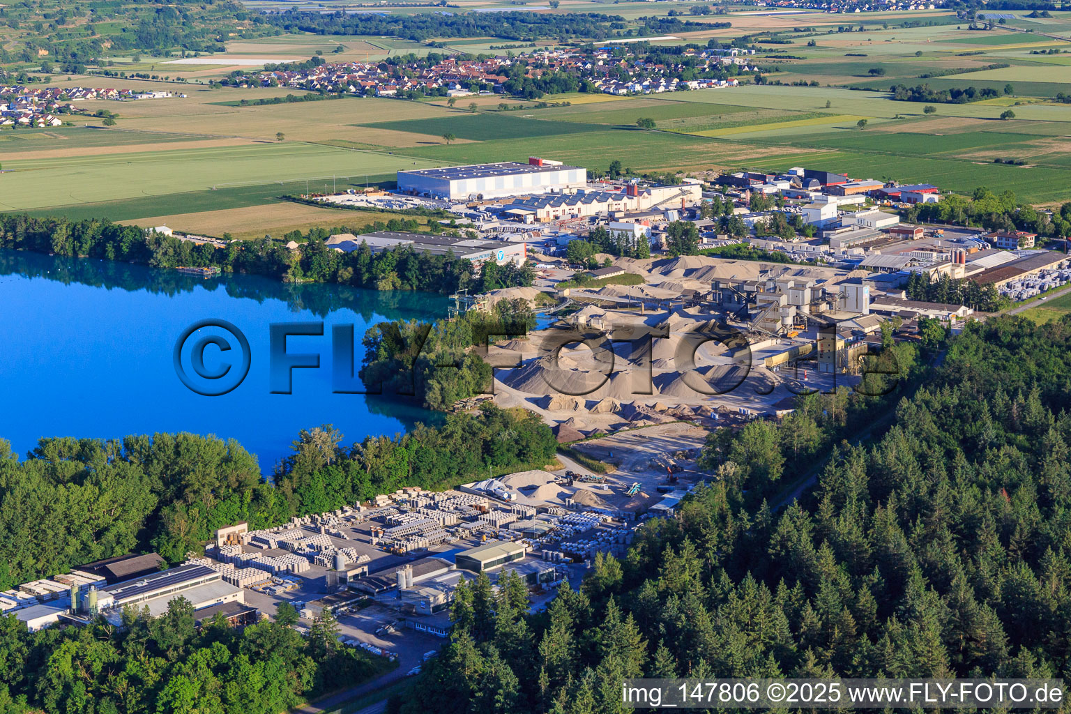 Rimsinger Baggersee / Niederrimsingen gravel pit with Betonwerk Müller GmbH & Co. KG, P & S-Beton GmbH & Co. KG and H+H Kalksandstein GmbH in the district Oberrimsingen in Breisach am Rhein in the state Baden-Wuerttemberg, Germany