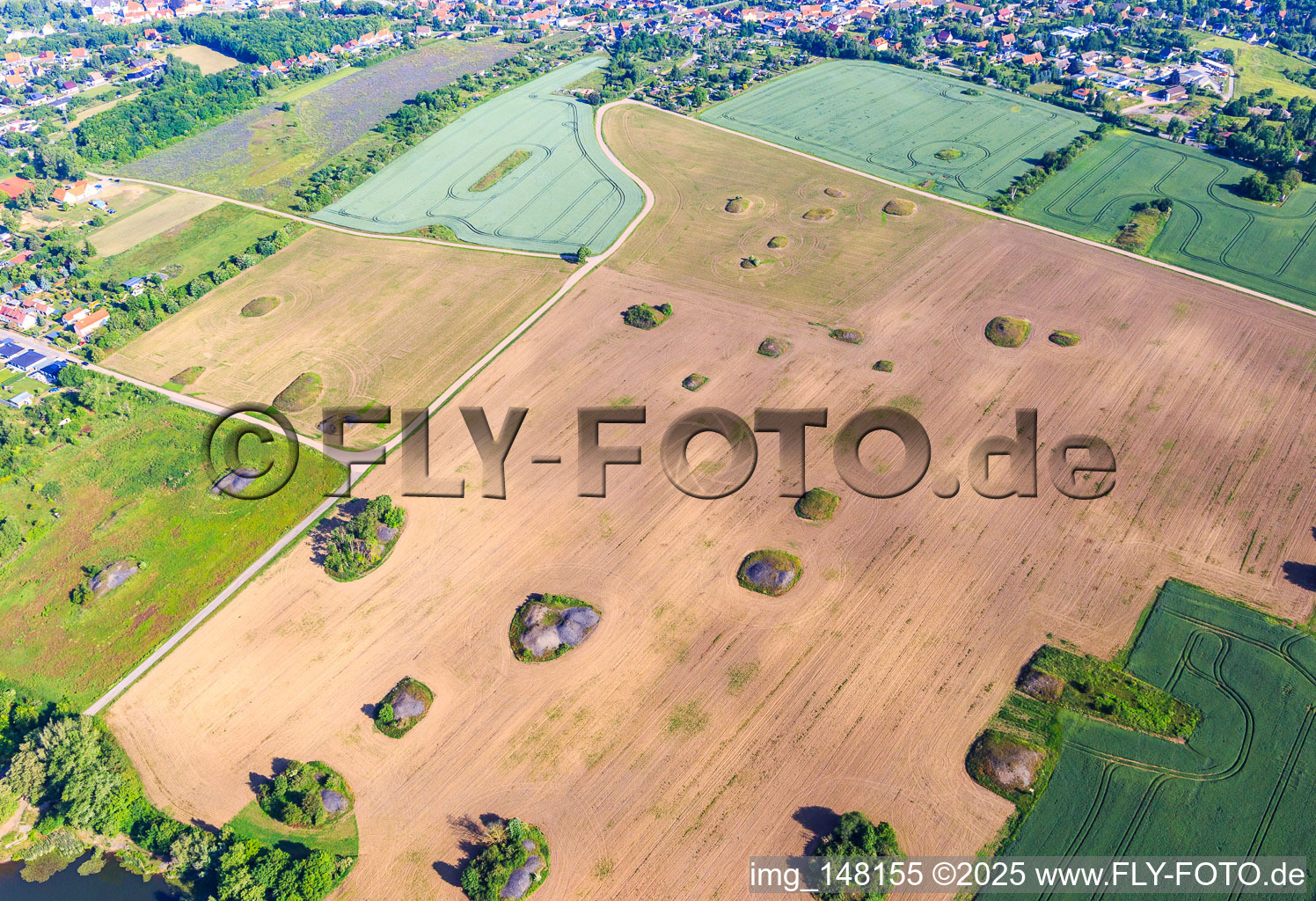 Ice Age kameshügel form uncultivable gaps in the fields in Hettstedt in the state Saxony-Anhalt, Germany