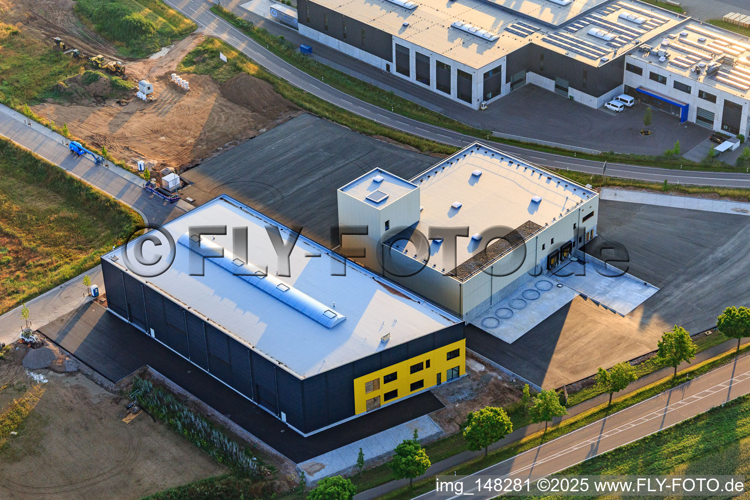 Aerial photograpy of EMUK GmbH Machine Tools, Cornexo GmbH Offenbach and Südpfalzwerkstatt in the Interpark in Offenbach an der Queich in the state Rhineland-Palatinate, Germany
