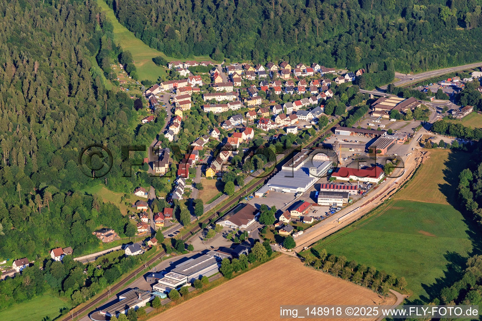 Village view in the Neckar Valley from the east with Kurt Allert GmbH + Co. KG in the district Altoberndorf in Oberndorf am Neckar in the state Baden-Wuerttemberg, Germany