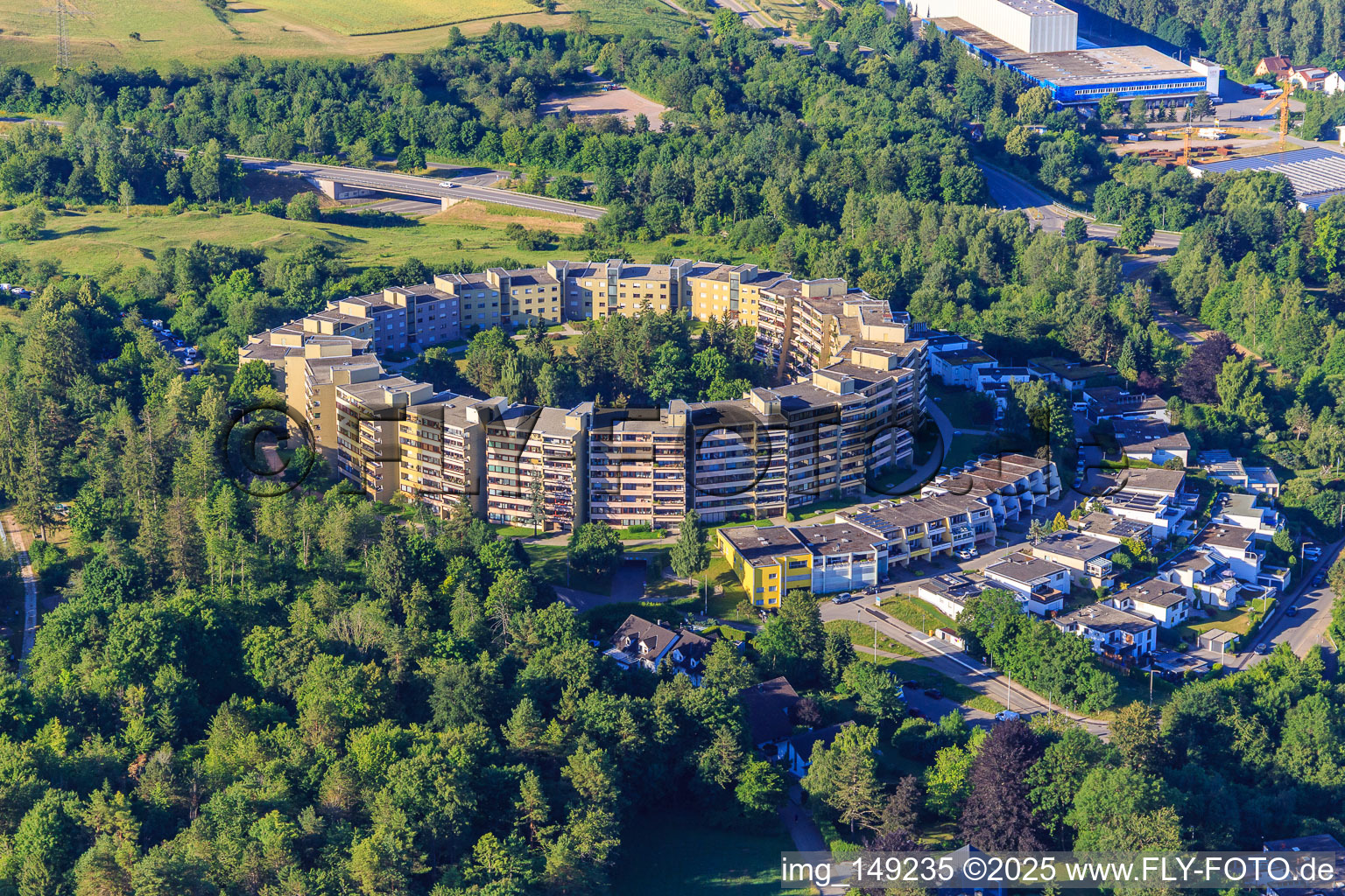Round residential high-rise ensemble at Kopsbühl and terraced houses at Auf d. Höhe in the district Villingen in Villingen-Schwenningen in the state Baden-Wuerttemberg, Germany