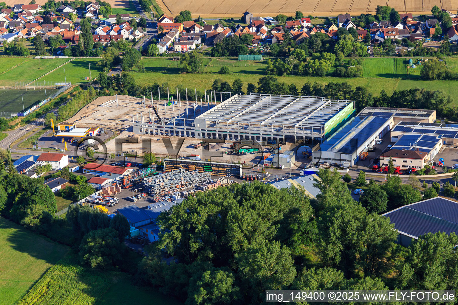 Construction site of the new logistics park of HANSAINVEST and DFI-Real-Estate Kandel after demolition of the OBI market in the district Minderslachen in Kandel in the state Rhineland-Palatinate, Germany from above