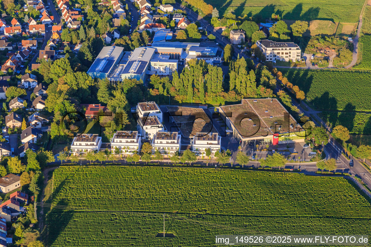 WASGAU Frischemarkt Landau at Wollmesheimer Höhe and 6 apartment buildings on Hagenauer Straße in Landau in der Pfalz in the state Rhineland-Palatinate, Germany