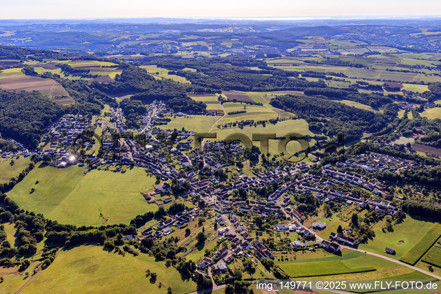 From the northwest in the district Gresaubach in Lebach in the state Saarland, Germany