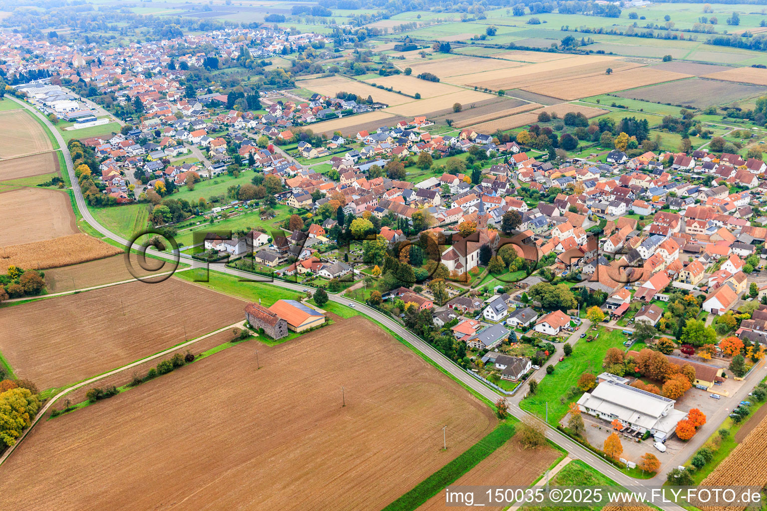 From the northeast in Kapsweyer in the state Rhineland-Palatinate, Germany