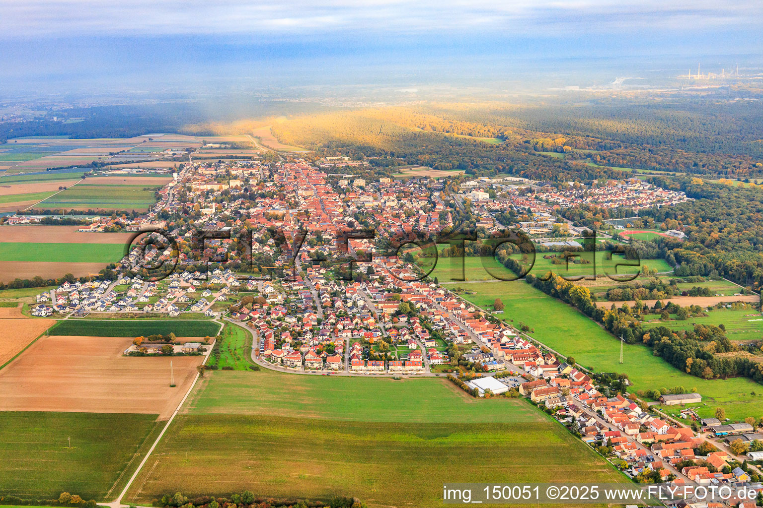 Rheinstraße from the west in Kandel in the state Rhineland-Palatinate, Germany