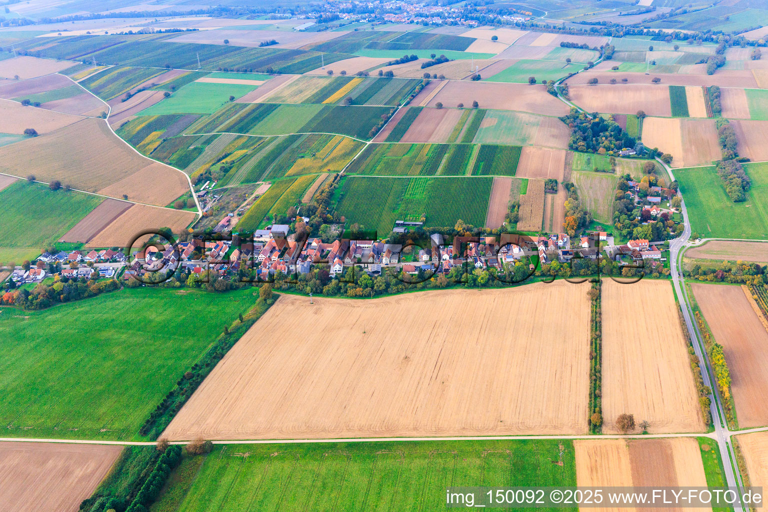 From the west in Vollmersweiler in the state Rhineland-Palatinate, Germany