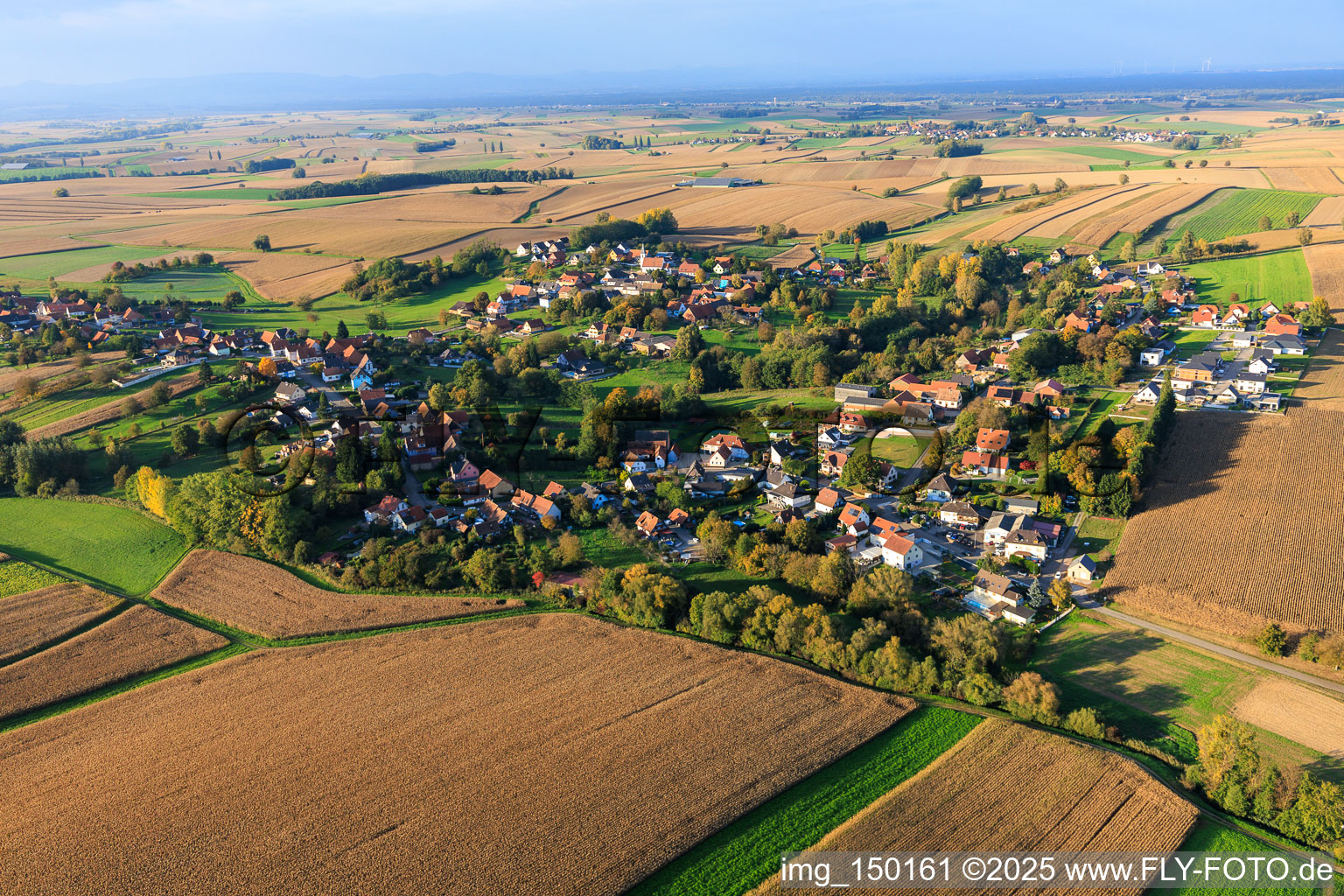 From the south in Eberbach-Seltz in the state Bas-Rhin, France