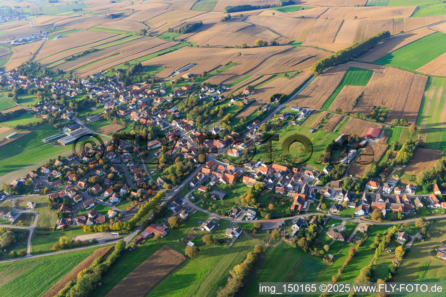 From the southeast in Wintzenbach in the state Bas-Rhin, France