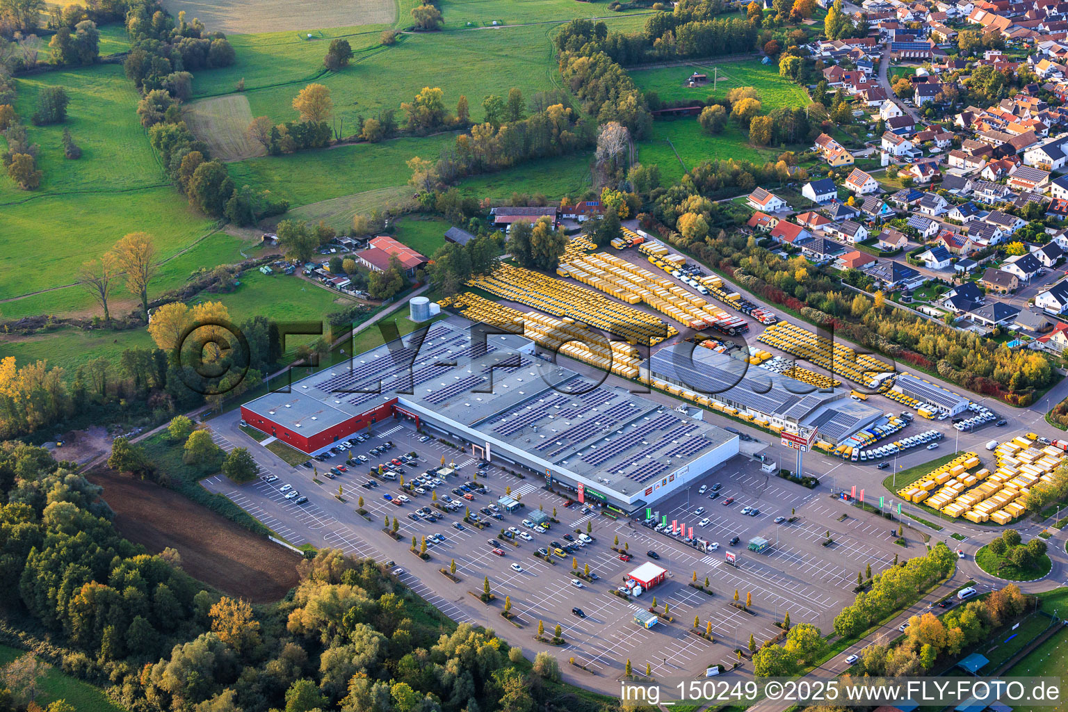 Südpfalz Center with MODEPARK RÖTHER Rohrbach and Post-Autohändler Engel & Engel GmbH in Rohrbach in the state Rhineland-Palatinate, Germany