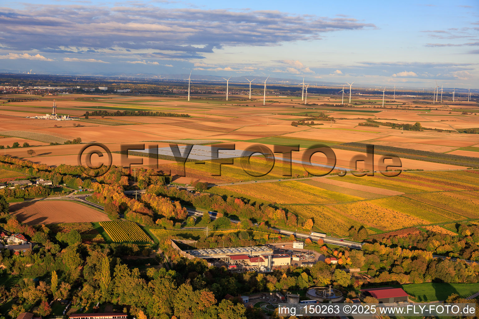 Aerial photograpy of Geothermal power plant Insheim for lithium extraction by Vulcan Energy GmbH in the background Rig V20 of Vercana GmbH and the Offenbach wind farm in Insheim in the state Rhineland-Palatinate, Germany