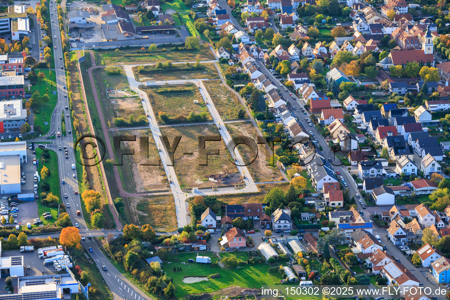 New development area Im Storchenring under development in the district Queichheim in Landau in der Pfalz in the state Rhineland-Palatinate, Germany