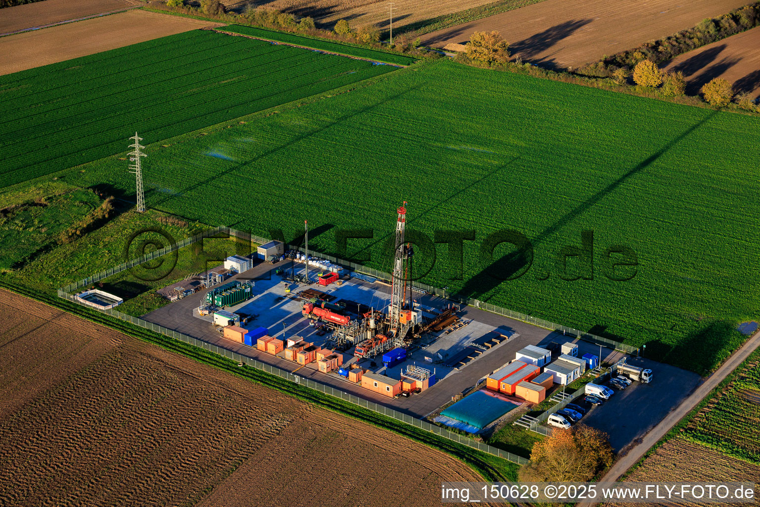 Aerial photograpy of Exploratory drilling for oil by Palatina GeoCon GmbH & Co. KG (SCWH1) in Schwegenheim in the state Rhineland-Palatinate, Germany