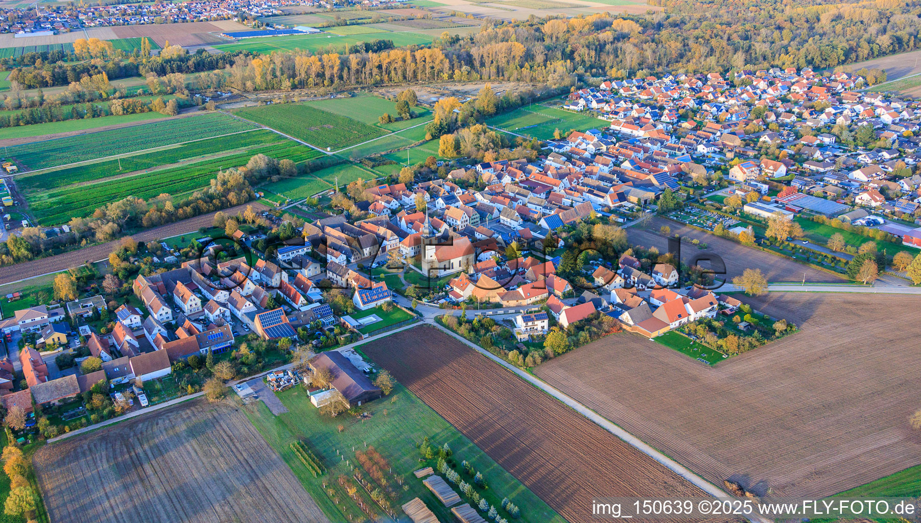 From the southwest in Freisbach in the state Rhineland-Palatinate, Germany