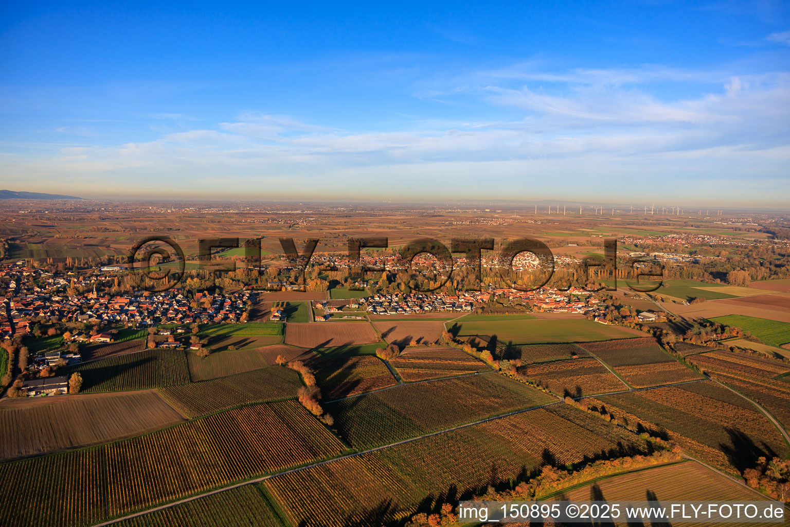 Aerial photograpy of From the southwest in the district Ingenheim in Billigheim-Ingenheim in the state Rhineland-Palatinate, Germany