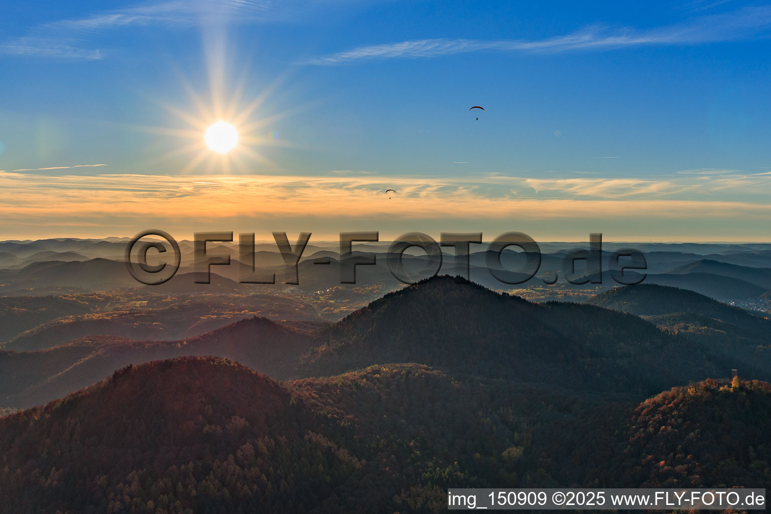 Paragliders over the Rehberg in Waldrohrbach in the state Rhineland-Palatinate, Germany