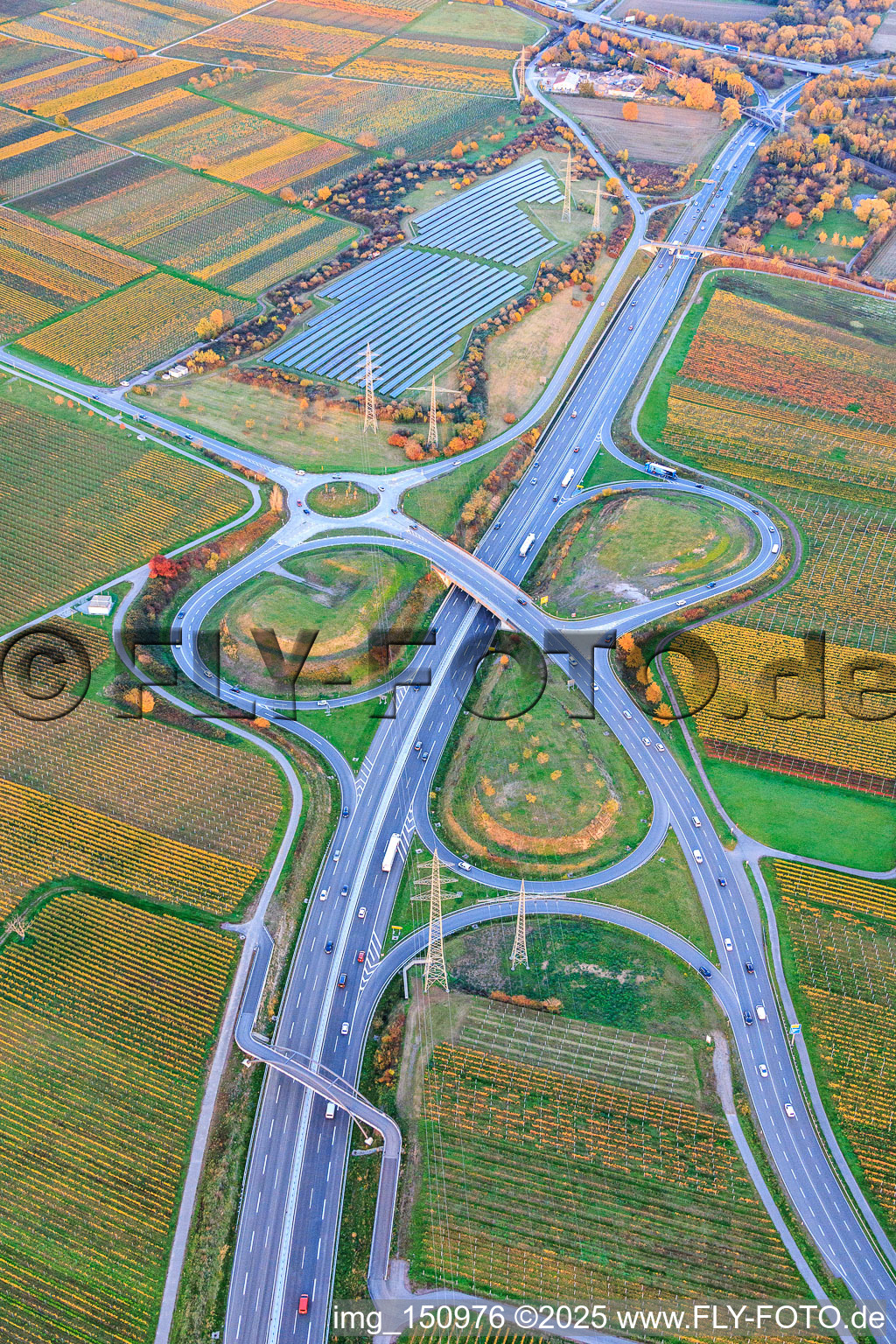 Route of the B10 towards O at the Landau/Edesheim interchange in Landau in der Pfalz in the state Rhineland-Palatinate, Germany