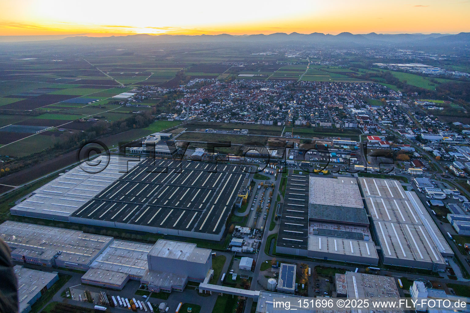 From the east in Offenbach an der Queich in the state Rhineland-Palatinate, Germany