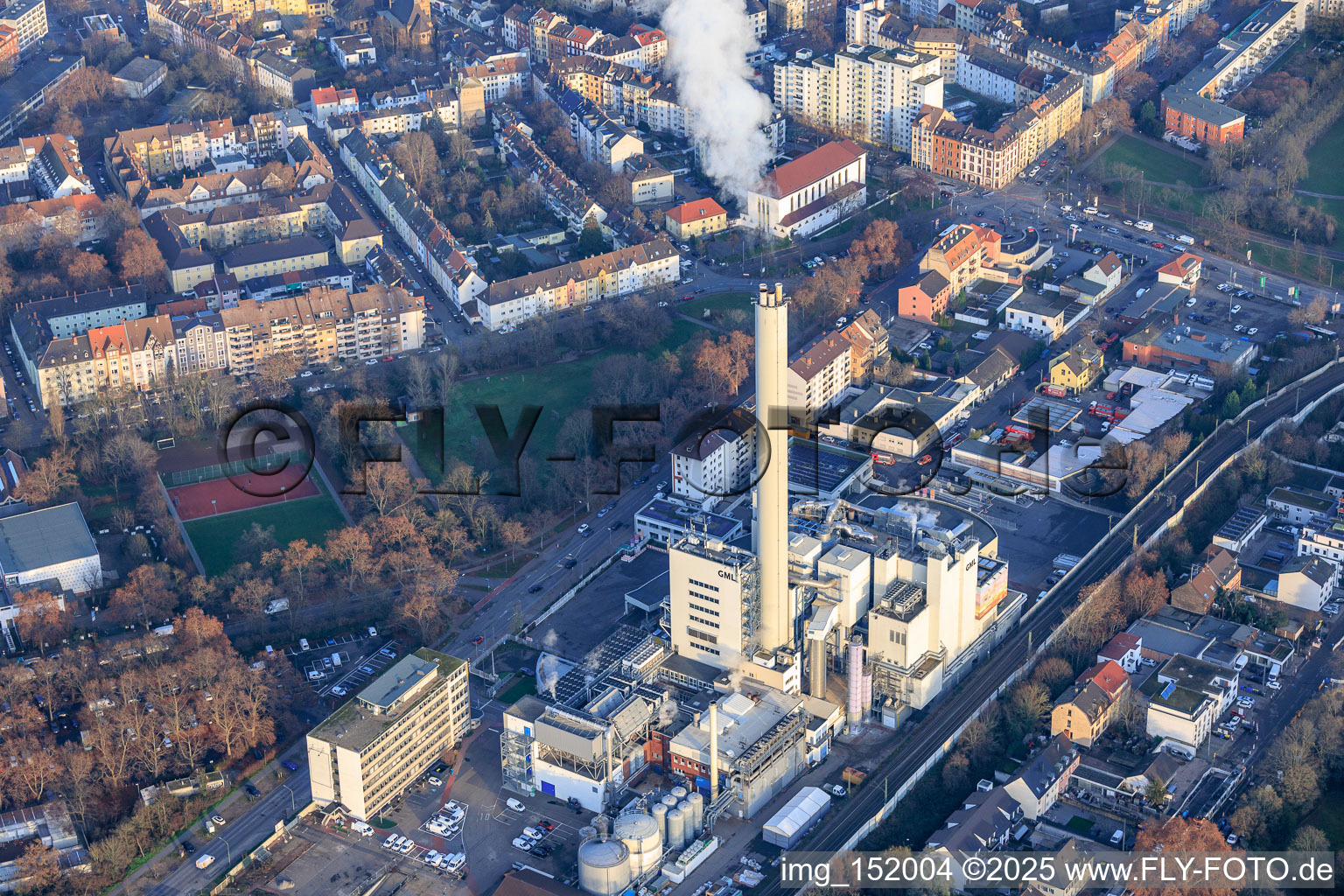GML – Gemeinschafts-Müllheizkraftwerk Ludwigshafen GmbH in the district Hemshof in Ludwigshafen am Rhein in the state Rhineland-Palatinate, Germany