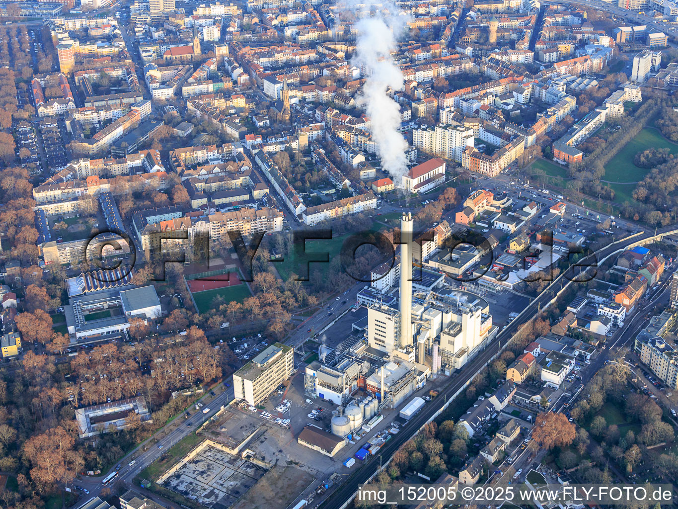 Aerial view of GML – Gemeinschafts-Müllheizkraftwerk Ludwigshafen GmbH in the district Hemshof in Ludwigshafen am Rhein in the state Rhineland-Palatinate, Germany