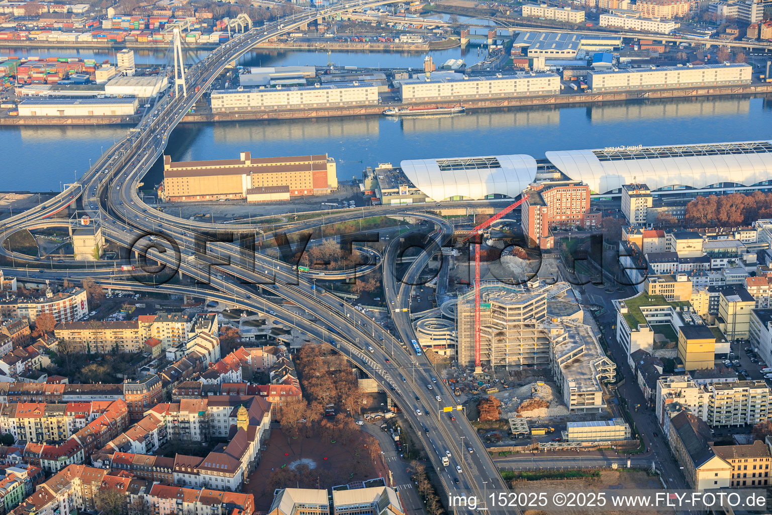 Partially demolished former Ludwigshafen town hall in the former town hall center on the still-to-be-demolished elevated highway (B44) in the district Mitte in Ludwigshafen am Rhein in the state Rhineland-Palatinate, Germany seen from above