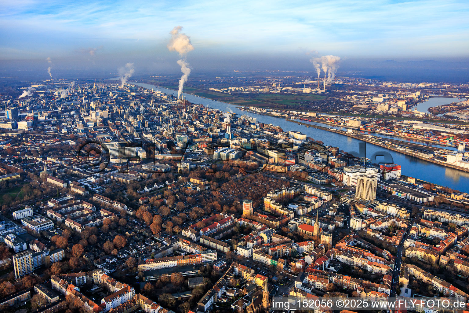 Oblique view of Chemical plant BASF on the Rhine from the south in the district BASF in Ludwigshafen am Rhein in the state Rhineland-Palatinate, Germany