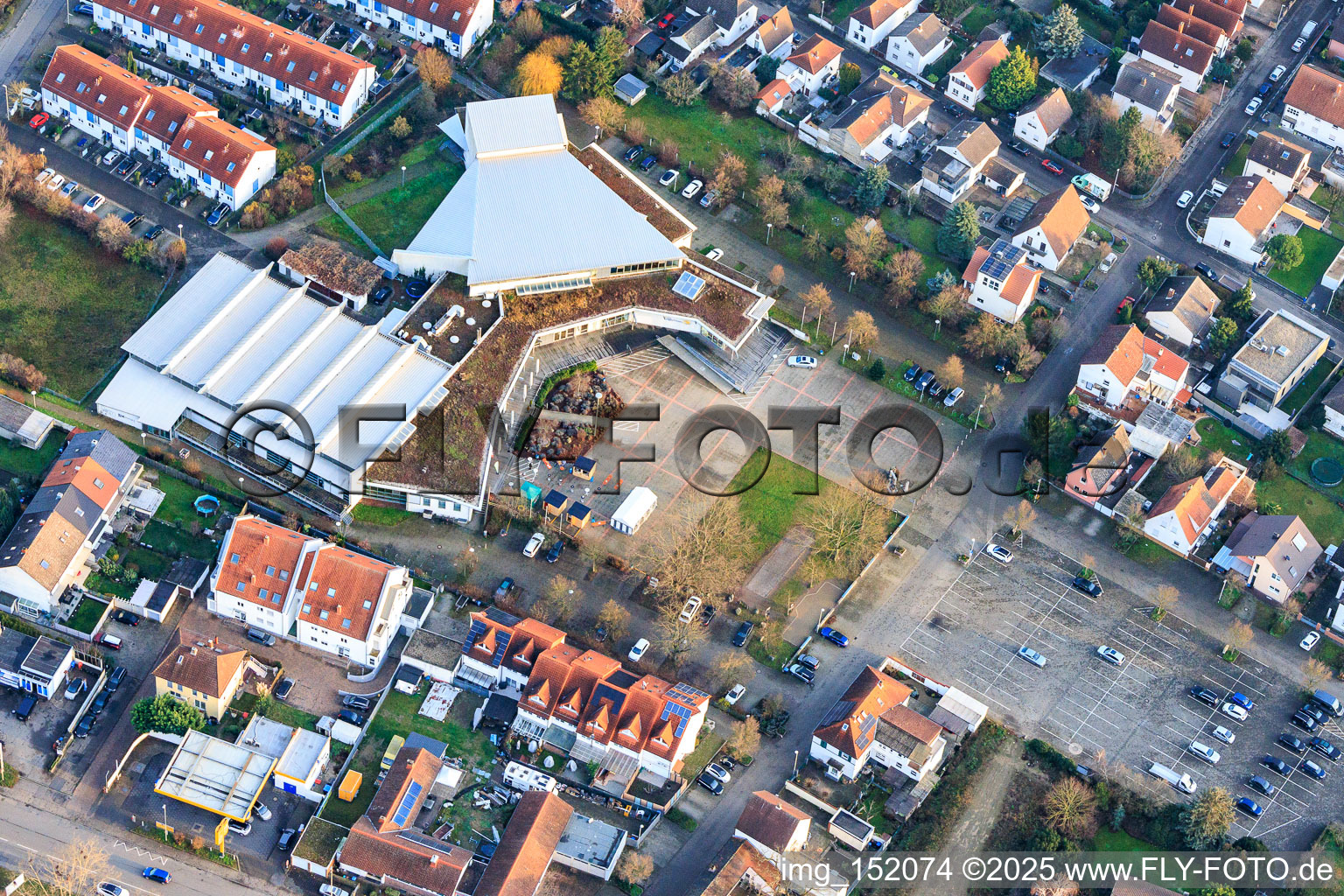 Palatinum Cultural Center, Palatinum Restaurant - Mutterstadt and Sports Hall of the Gymnastics and Sports Association "1886" Mutterstadt eV in Mutterstadt in the state Rhineland-Palatinate, Germany