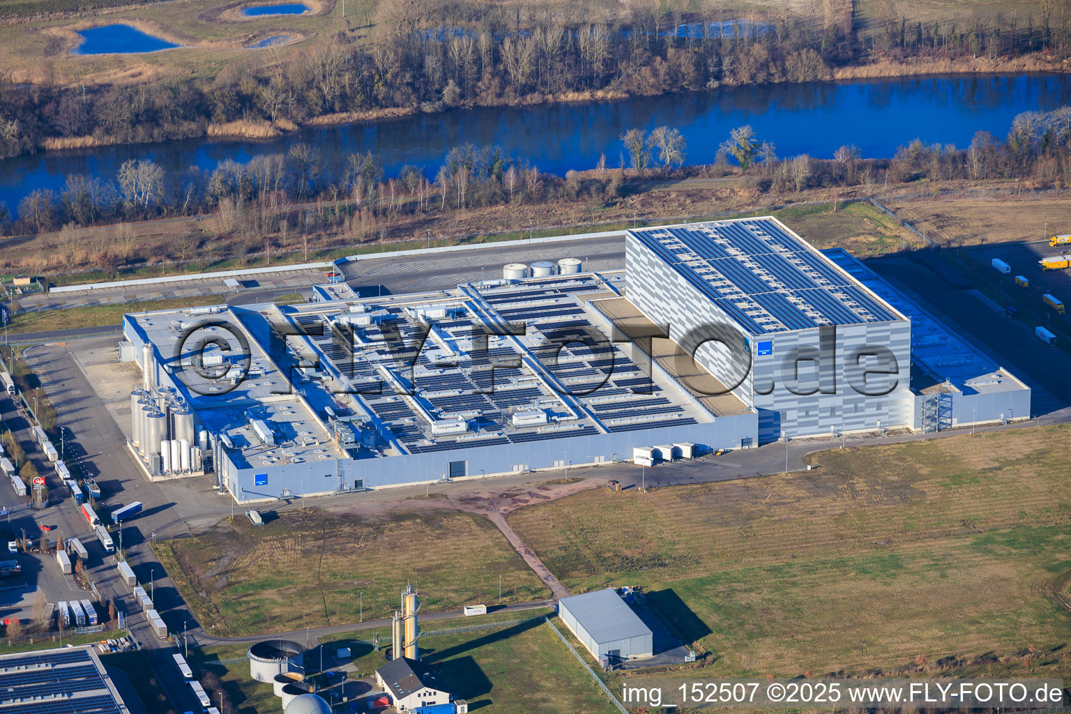Oblique view of MEG Wörth am Rhein GmbH in Wörth am Rhein in the state Rhineland-Palatinate, Germany