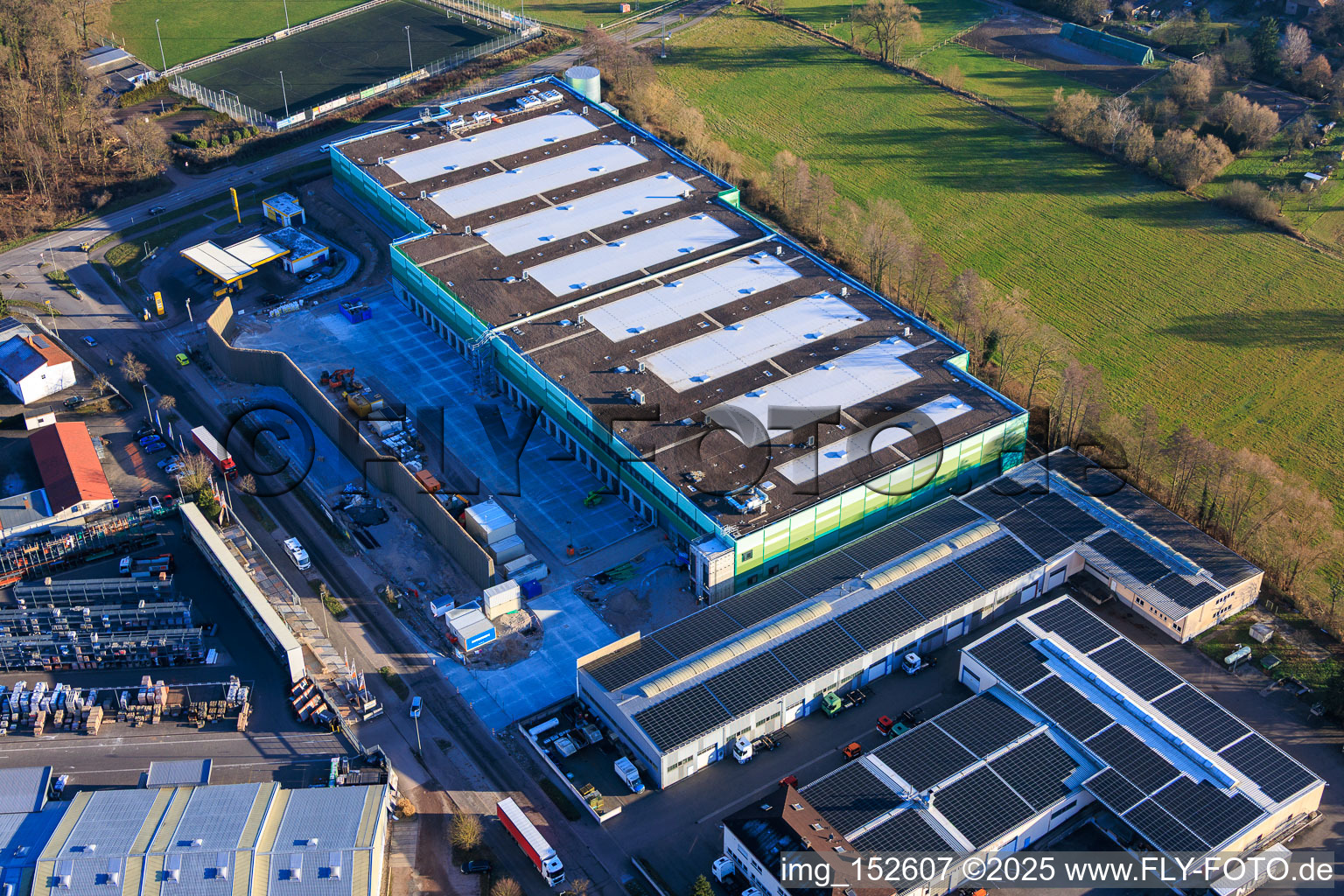Aerial view of New construction of the logistics park by HANSAINVEST and DFI-Real-Estate Kandel for FRISCHEPLATTFORM SÜDWEST of Gemüsering Stuttgart GmbH in Wörth am Rhein in the state Rhineland-Palatinate, Germany