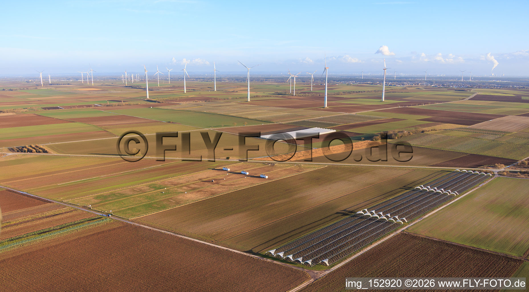 Mobile chicken coop for free-range eggs and the 24-hour egg vending machines at Buschhof in Offenbach an der Queich in the state Rhineland-Palatinate, Germany