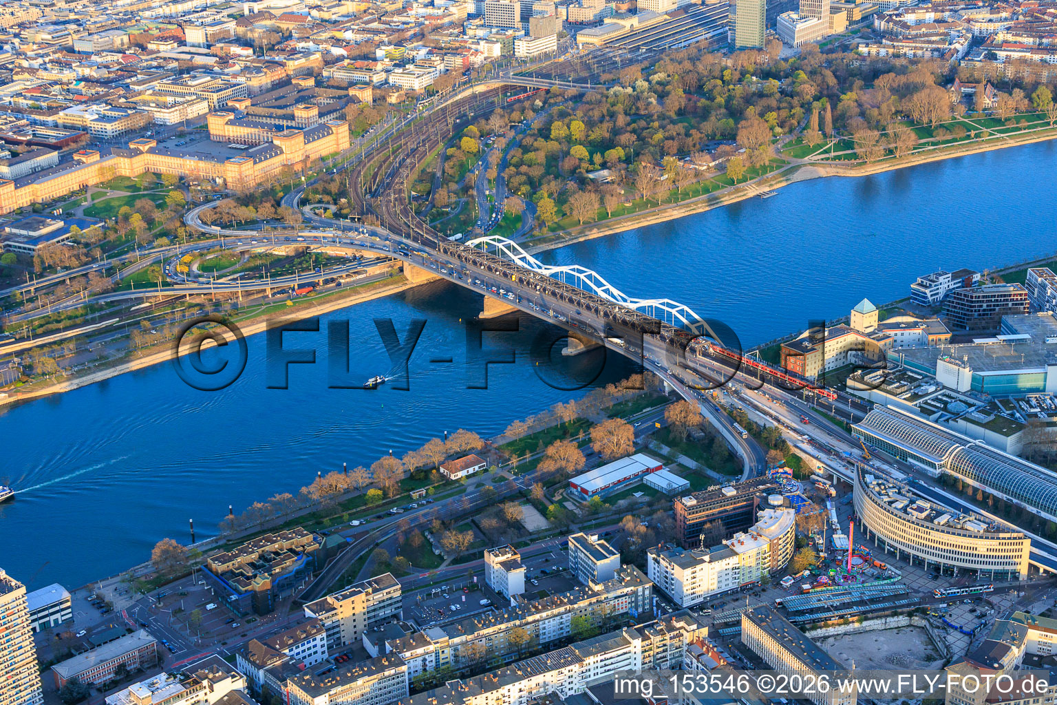 Rhine with Konrad Adenauer Bridge and Berliner Platz in the district Innenstadt in Mannheim in the state Baden-Wuerttemberg, Germany