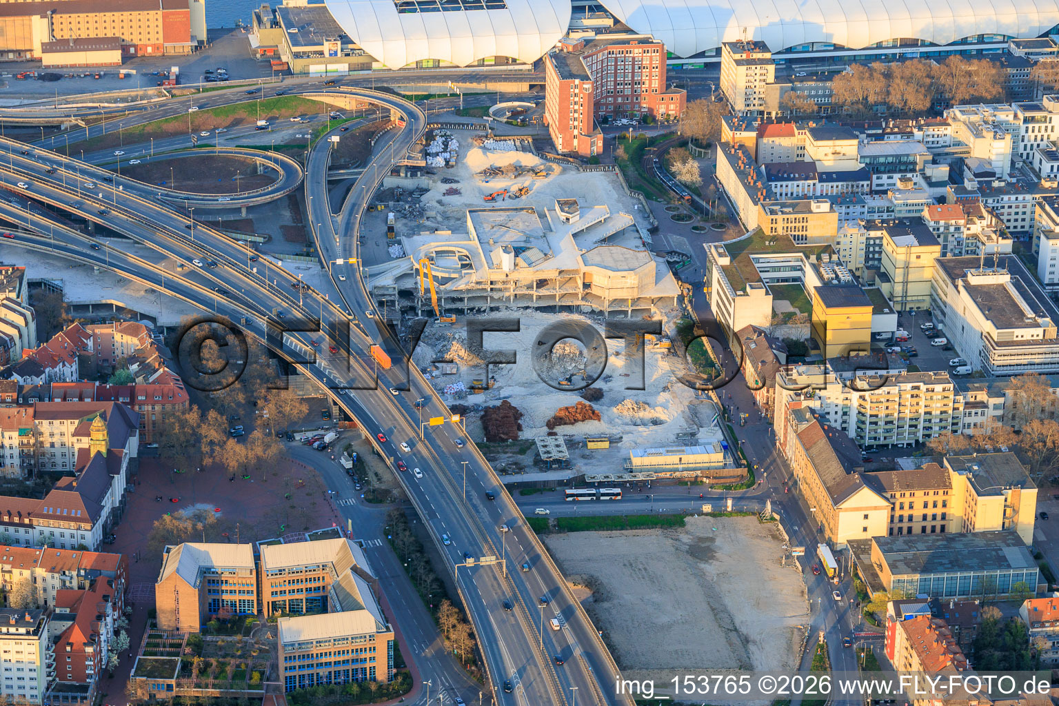 Site of the future Helmut-Kohl-Allee on the grounds of the former Rathaus Center, which has been demolished down to its foundations, located on the still-to-be-demolished Hochstraße Nord (B44) in the district West in Ludwigshafen am Rhein in the state Rhineland-Palatinate, Germany