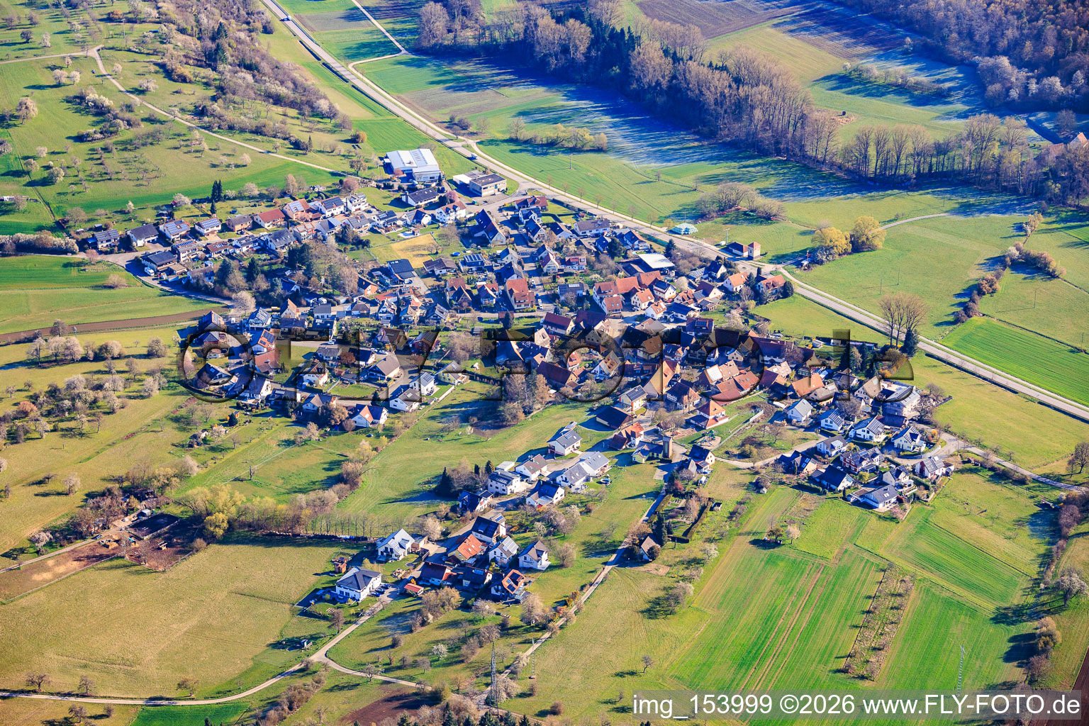 From the southwest in the district Dietenhausen in Keltern in the state Baden-Wuerttemberg, Germany