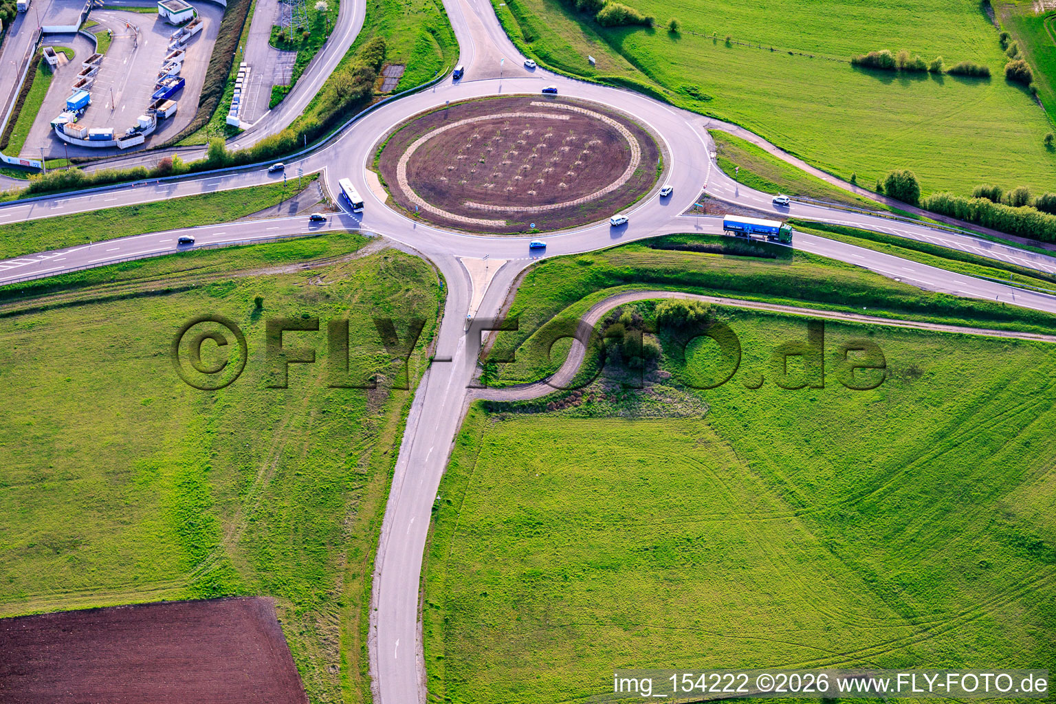 Roundabout at the N61 x Rue de Sarreguemines in Woustviller in the state Moselle, France