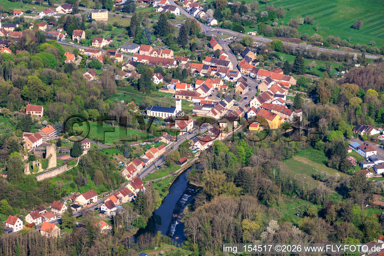 Course of the Blies river along the German-French border and Château de Frauenberg in Frauenberg in the state Moselle, France