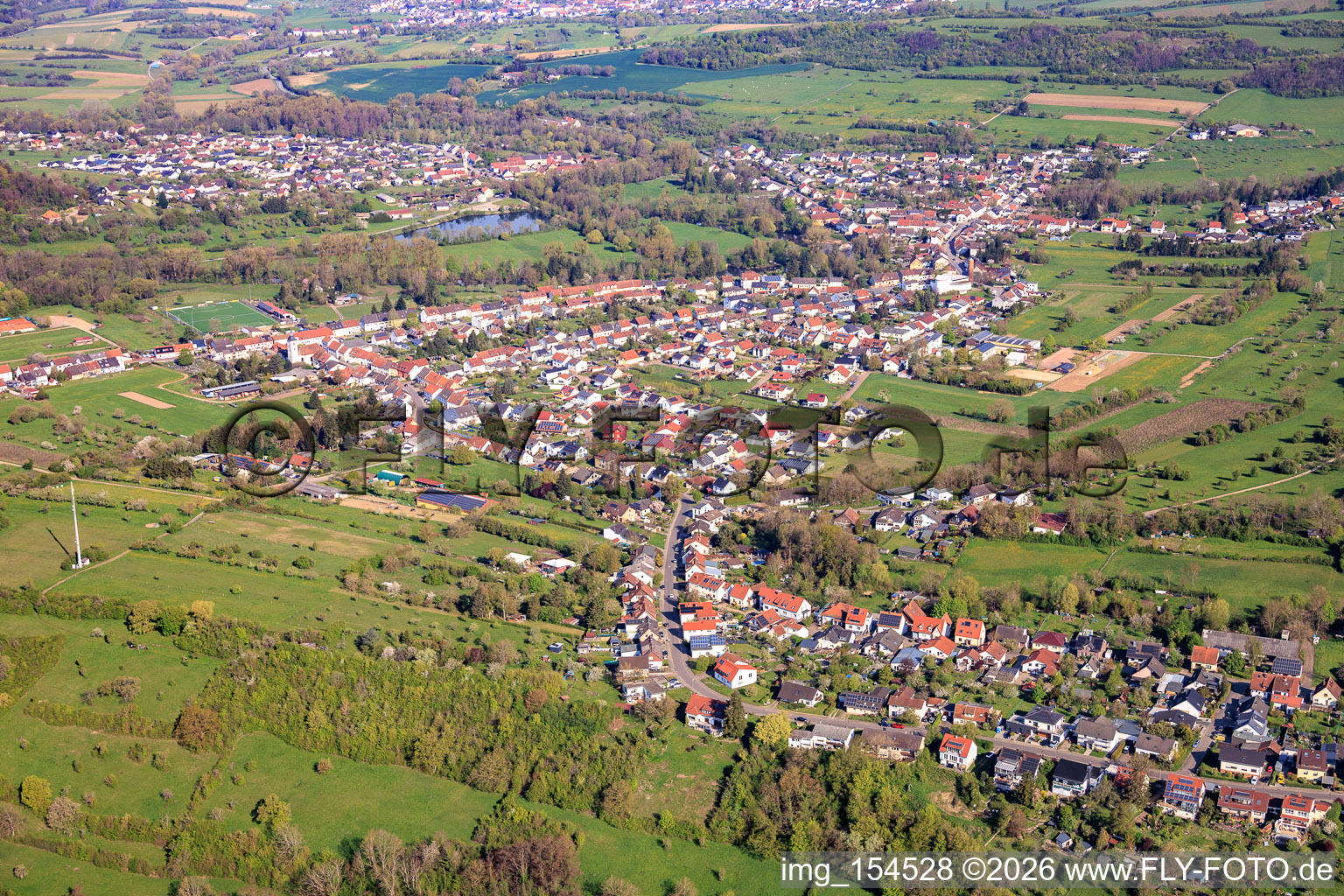 From the south in the district Bliesmengen-Bolchen in Mandelbachtal in the state Saarland, Germany
