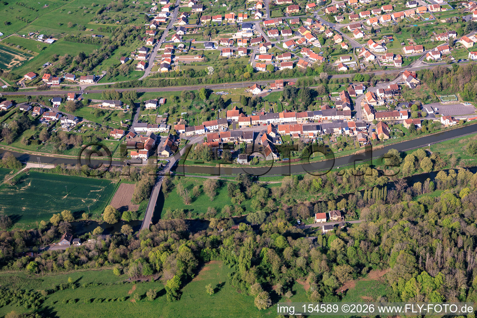 Saar Canal Lock Écluse n°23 de Zetting in Zetting in the state Moselle, France