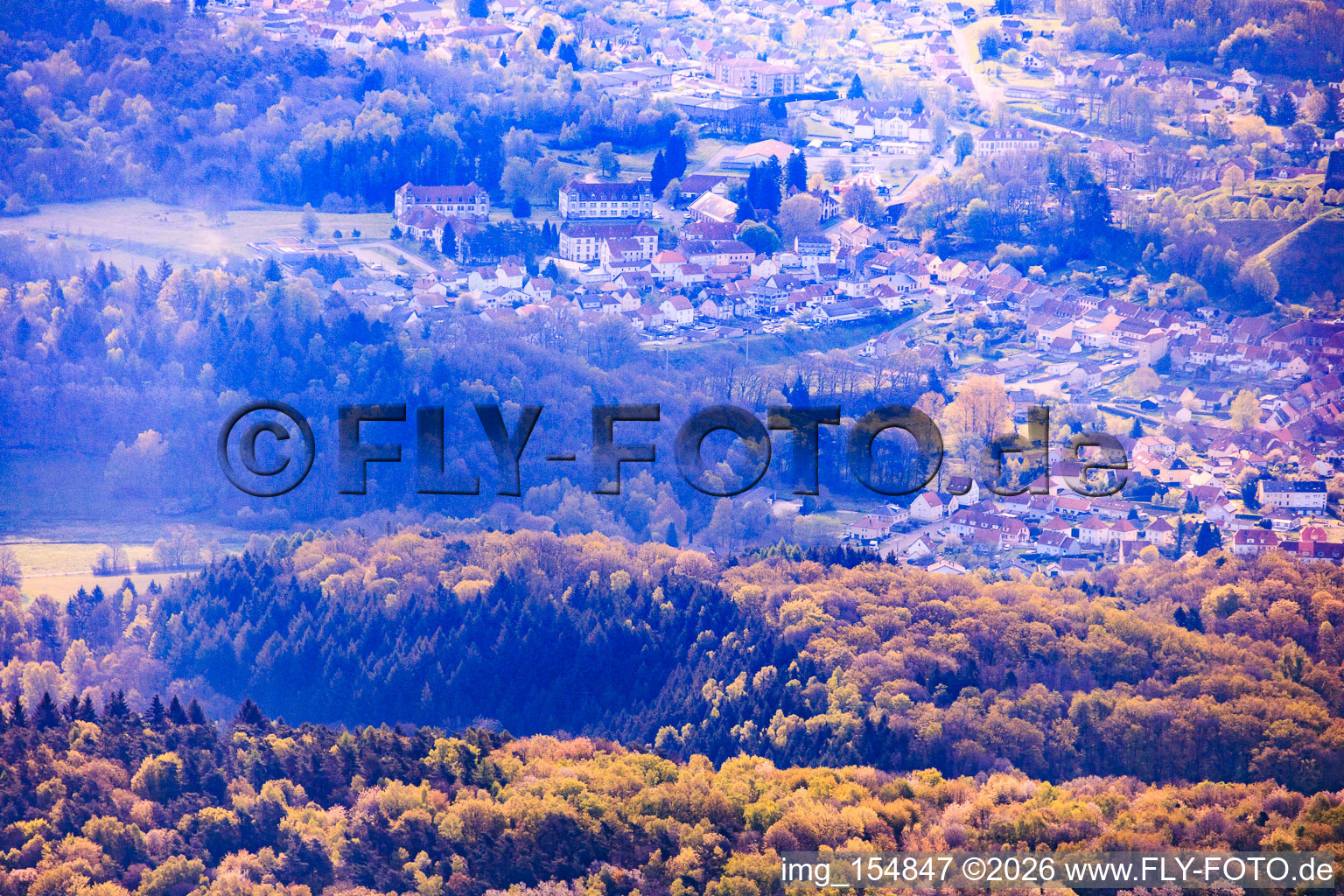Quartier, Rue Colonel Teyssier with MAUSA on the Bitche - Musée d'Art Urbain et du Street Art and Marché Couvert in Bitsch in the state Moselle, France