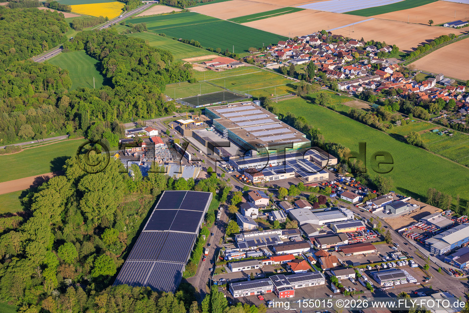 Almost completed new building of the logistics park of HANSAINVEST and DFI-Real-Estate Kandel for FRISCHEPLATTFORM SÜDWEST of Gemüsering Stuttgart GmbH in the district Minderslachen in Kandel in the state Rhineland-Palatinate, Germany