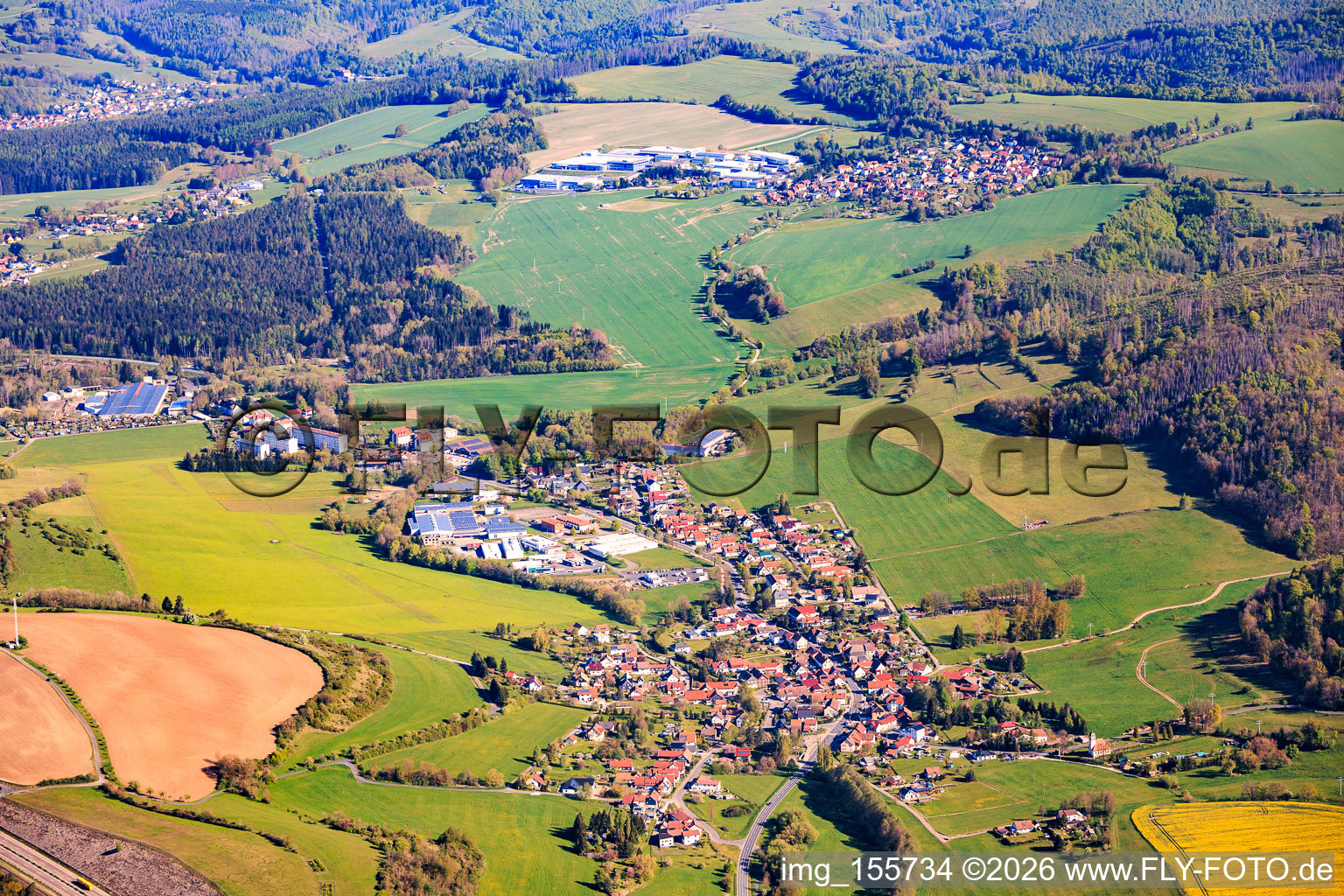 From the south in the district Brattendorf in Auengrund in the state Thuringia, Germany