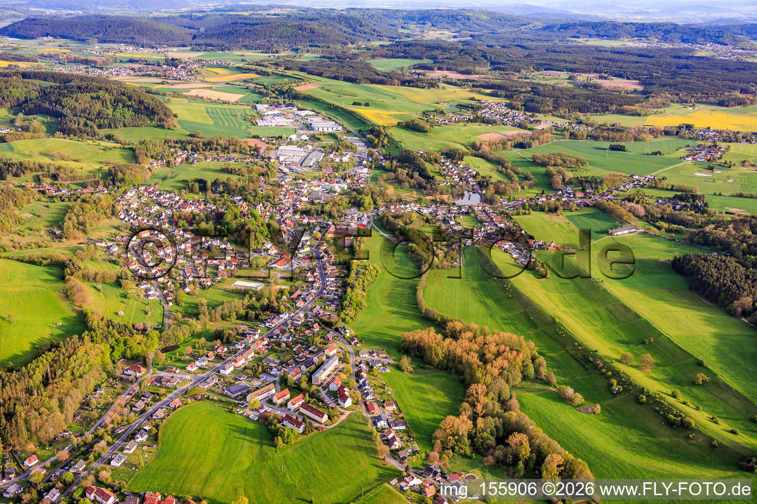 From the north in the district Neuhaus in Föritztal in the state Thuringia, Germany