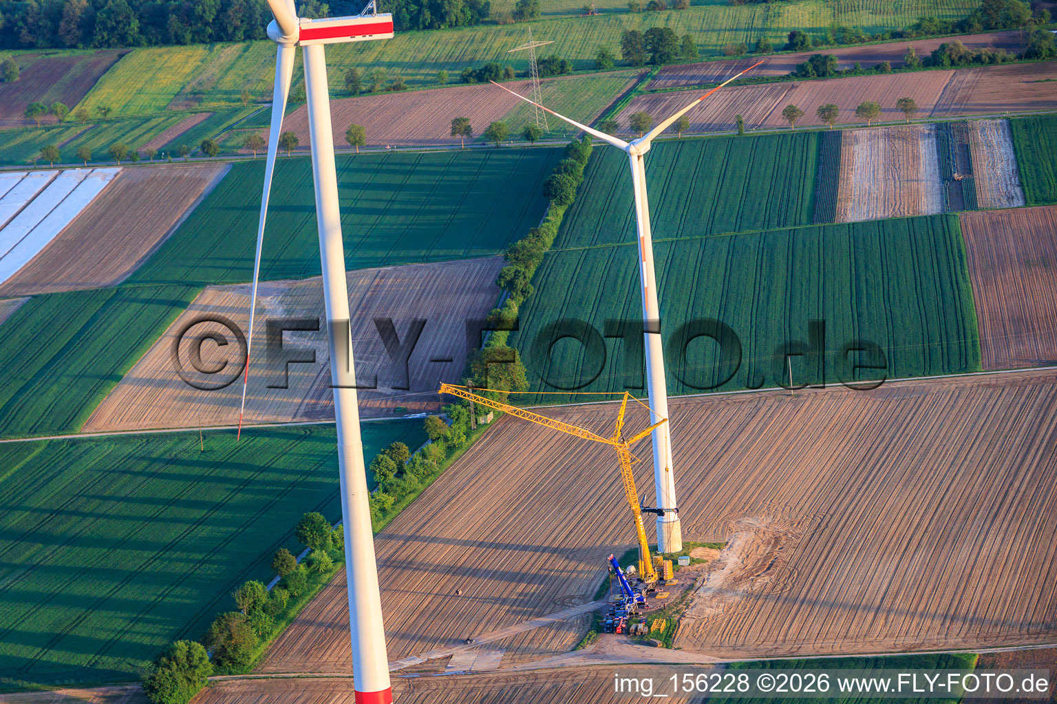 Construction site for the demolition of the 22-year-old wind turbines as part of the repowering of the wind farm Minfeld. JUWI in Minfeld in the state Rhineland-Palatinate, Germany