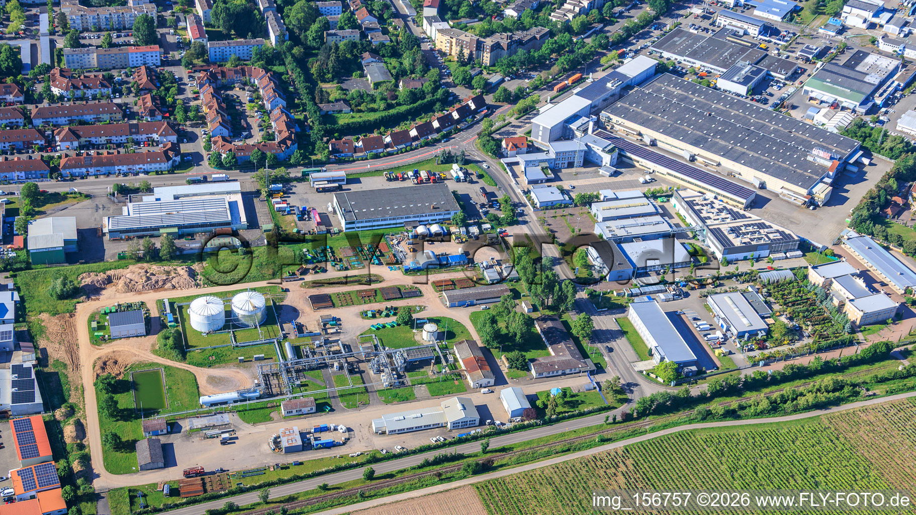 Oil and natural gas tanks from ONEO GmbH & Co. KG in Landau in der Pfalz in the state Rhineland-Palatinate, Germany