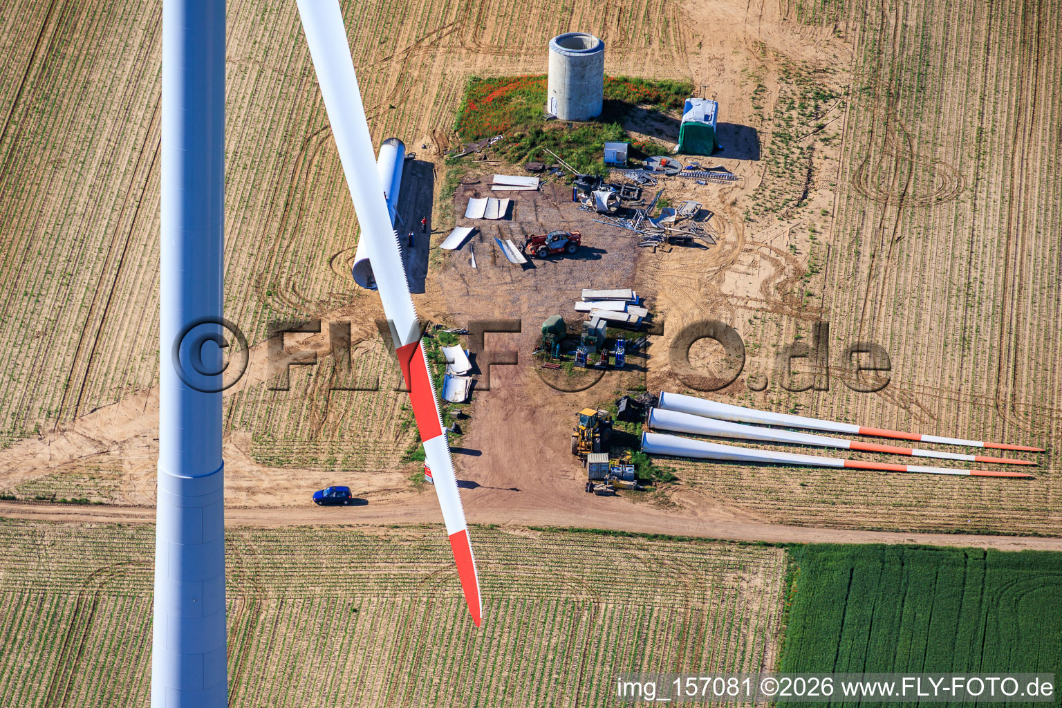 Demolition and dismantling of the four old turbines (GE 1.5) from 2004 following the repowering of the Minfeld wind farm in Kandel in the state Rhineland-Palatinate, Germany