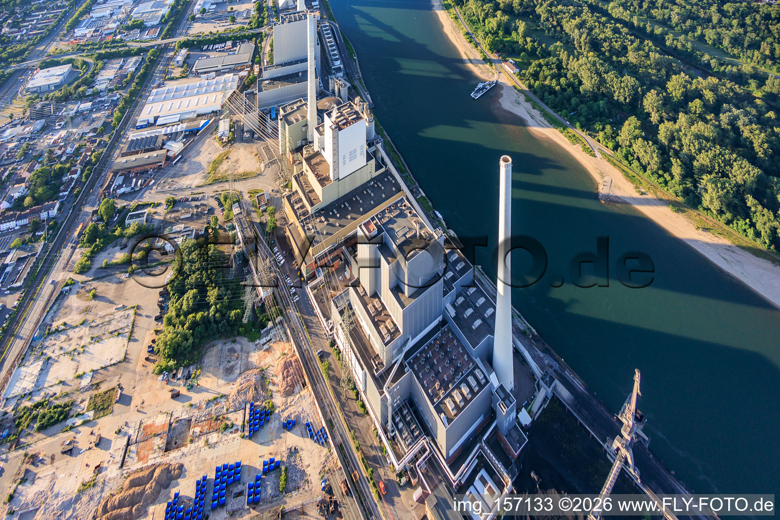 Large power plant Mannheim on the banks of the Rhine in the district Neckarau in Mannheim in the state Baden-Wuerttemberg, Germany