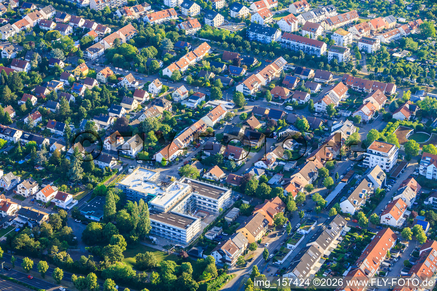 Bridleway x Hermsheim Street in the district Neuhermsheim in Mannheim in the state Baden-Wuerttemberg, Germany