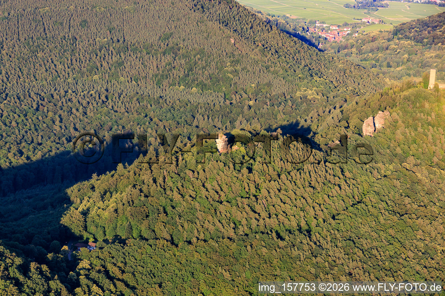 Rocks and castles: Anebos, Jungturm Münz and renovated tower Scharfenberg in Leinsweiler in the state Rhineland-Palatinate, Germany