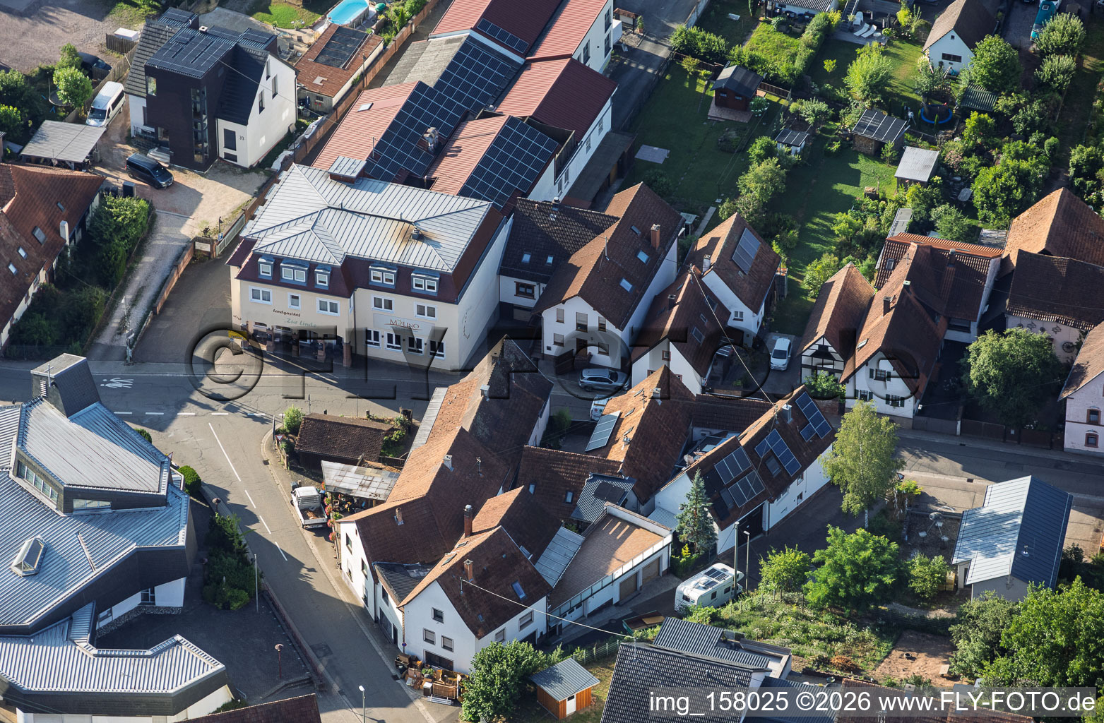 Country Inn Zur Linden in Silz in the state Rhineland-Palatinate, Germany