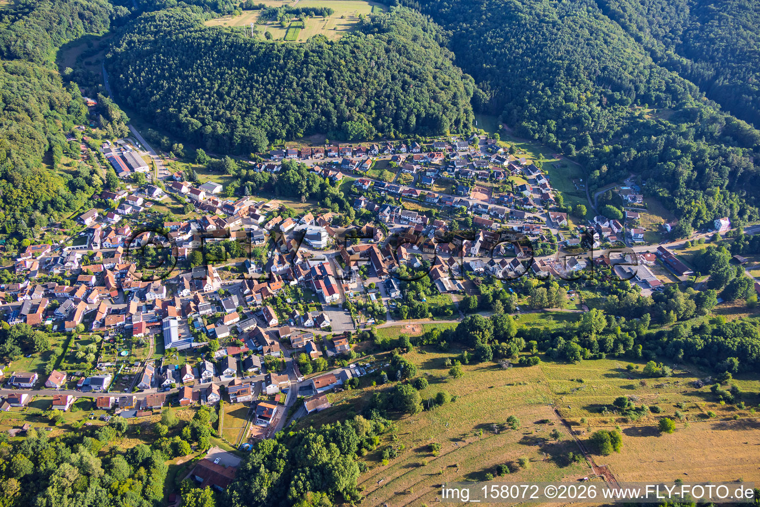 From the south in Silz in the state Rhineland-Palatinate, Germany